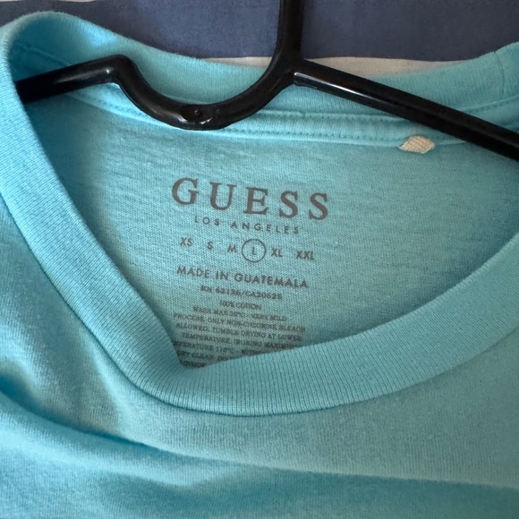 GUESS Men's Aqua Graphic Tee - Picture 4 of 4